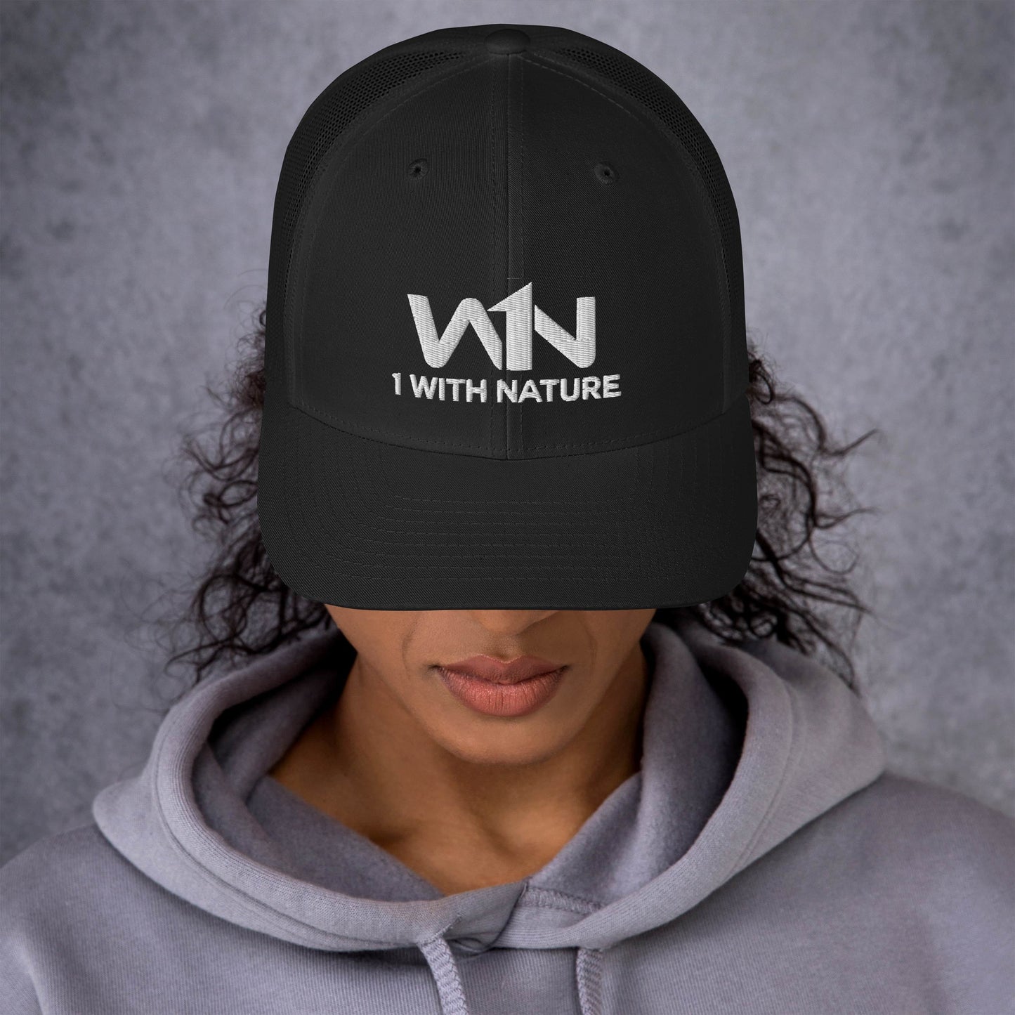 FOREST WISDOM - WHITE - TRUCKER HAT
