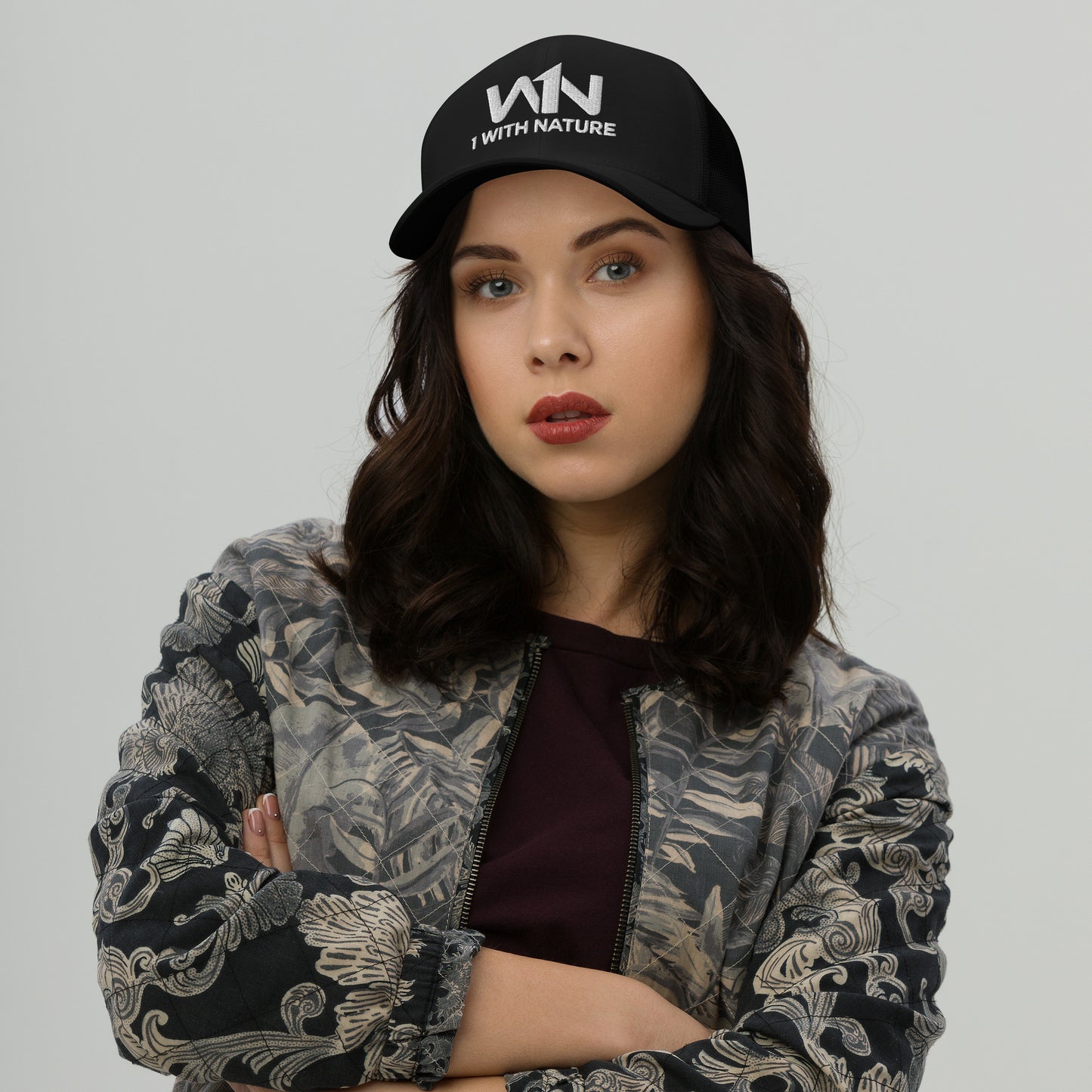 FOREST WISDOM - WHITE - TRUCKER HAT